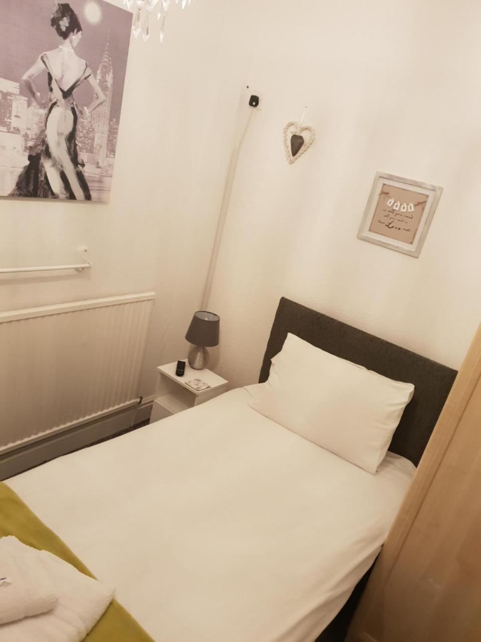 Lindum Hotel Blackpool Bagian luar foto